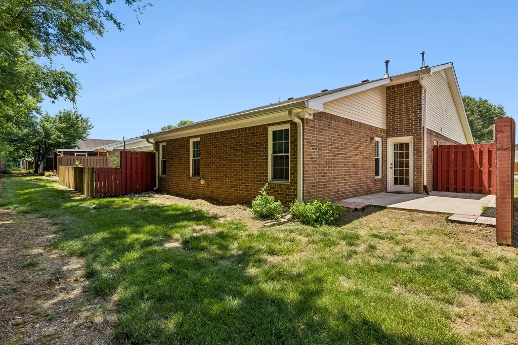 406 Forest Glen Circle Murfreesboro TN 37128