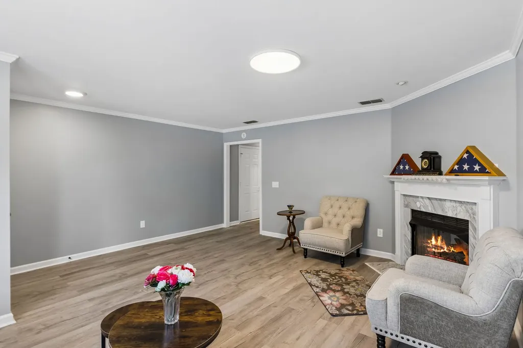 406 Forest Glen Circle Murfreesboro TN 37128