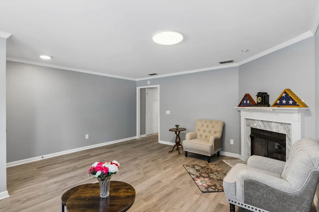 406 Forest Glen Circle Murfreesboro TN 37128