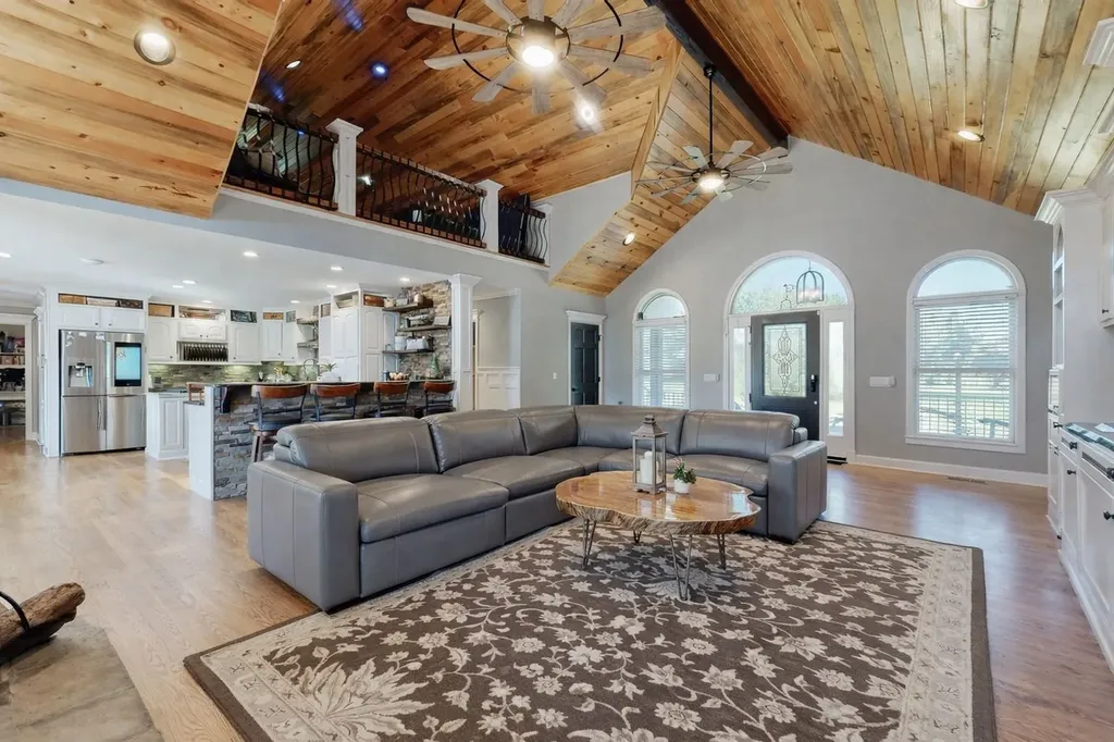 2622 Poplar Knoll Drive Columbia TN 38401