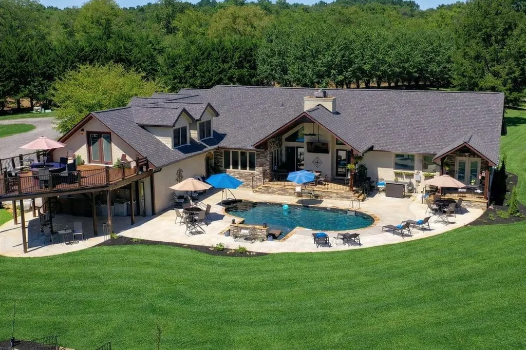 2622 Poplar Knoll Drive Columbia TN 38401
