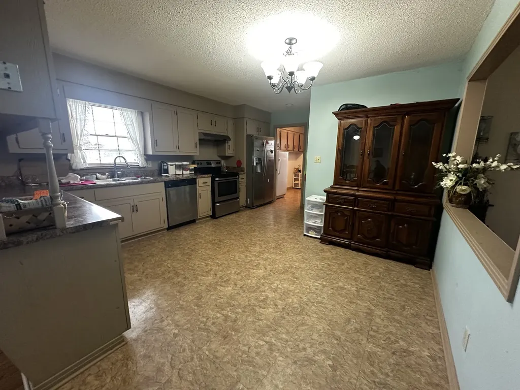 1580 Branch Drive Lawrenceburg TN 38464