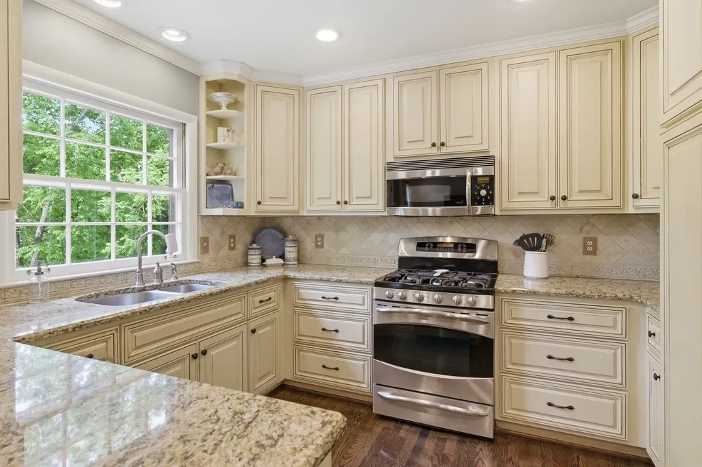 5802 Vine Ridge Drive Nashville TN 37205