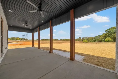 3712 Budds Creek Road Palmyra TN 37142