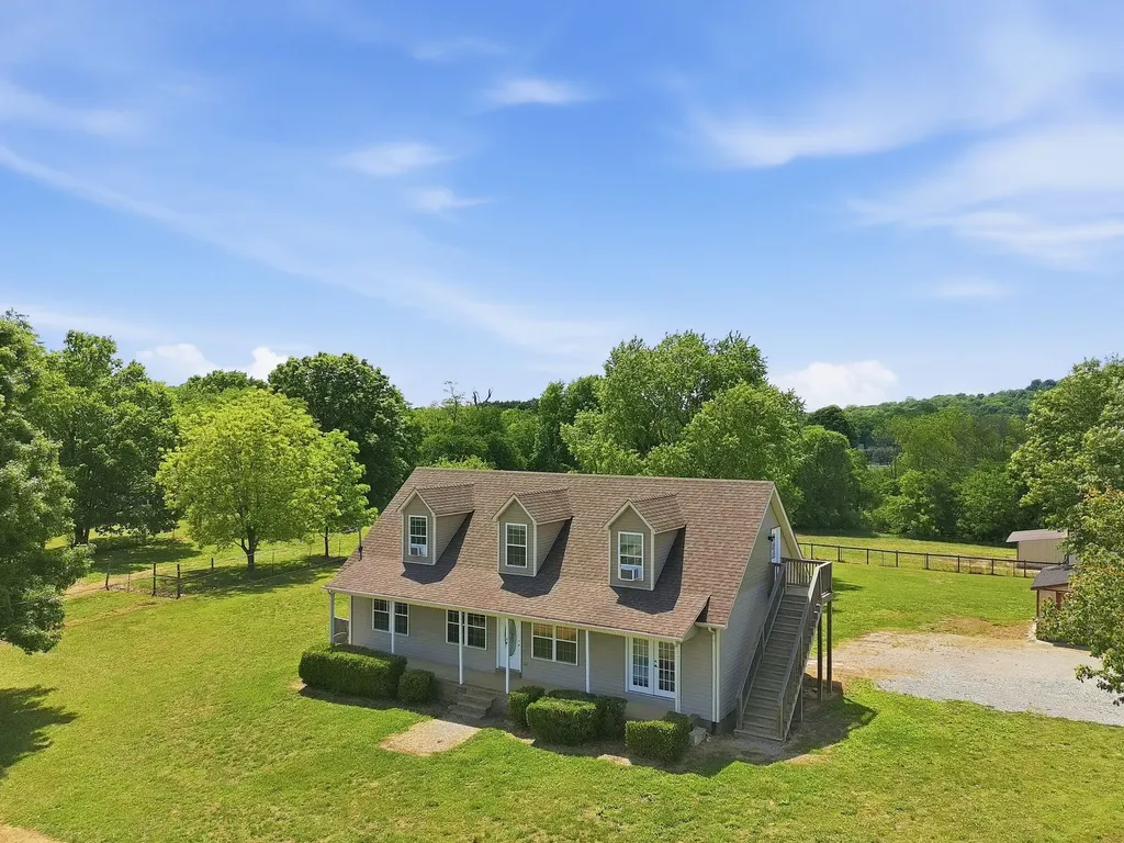 1167 John Sharp Road Columbia TN 38401