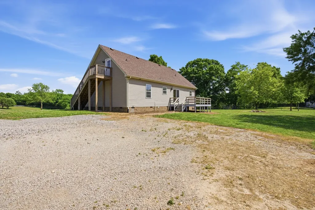 1167 John Sharp Road Columbia TN 38401