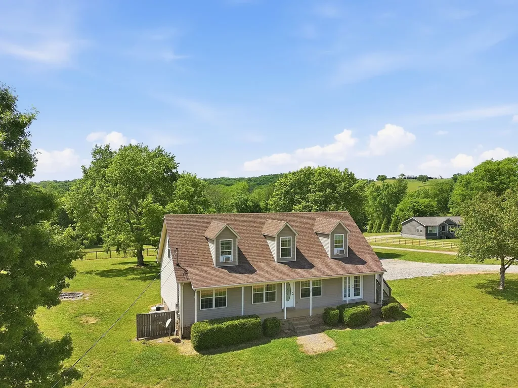 1167 John Sharp Road Columbia TN 38401