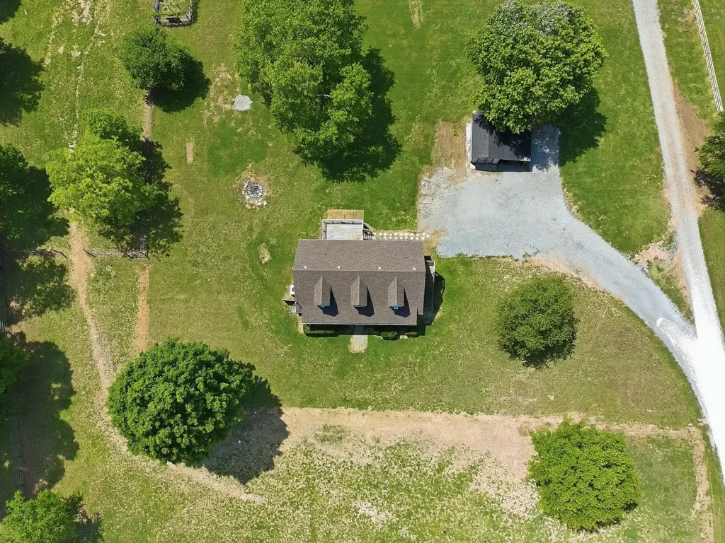 1167 John Sharp Road Columbia TN 38401