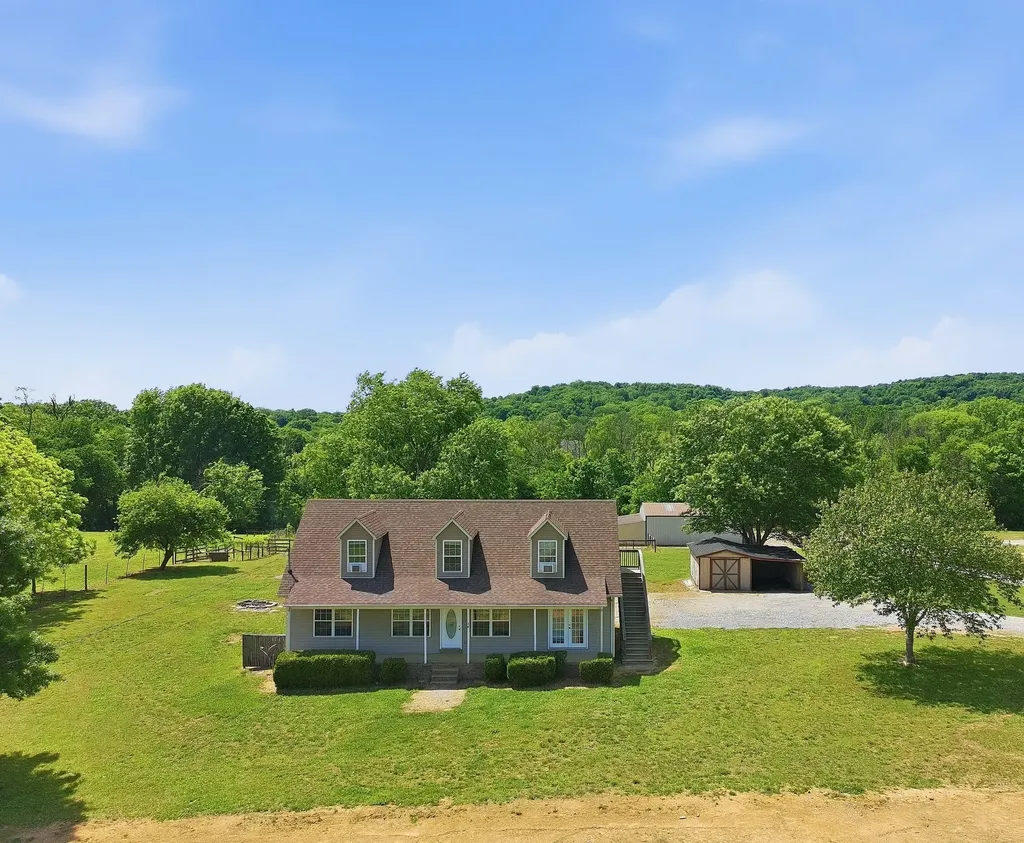1167 John Sharp Road Columbia TN 38401