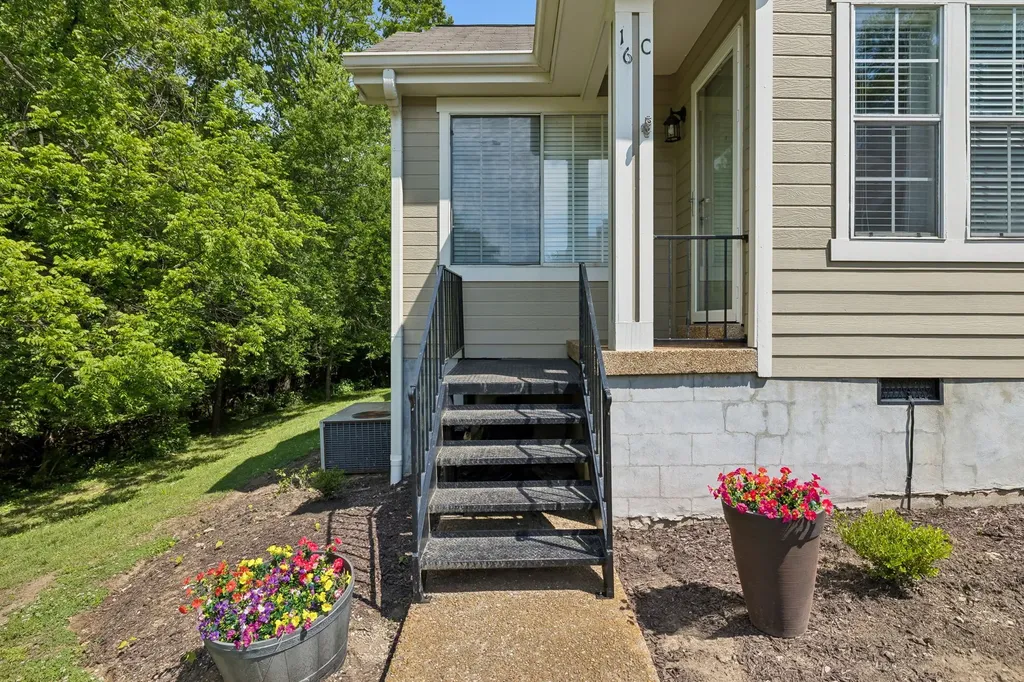 129 Cherry Hill Drive Hendersonville TN 37075