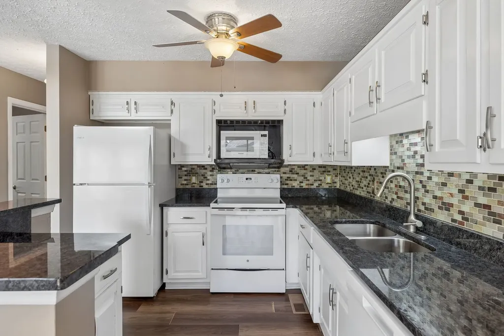 129 Cherry Hill Drive Hendersonville TN 37075
