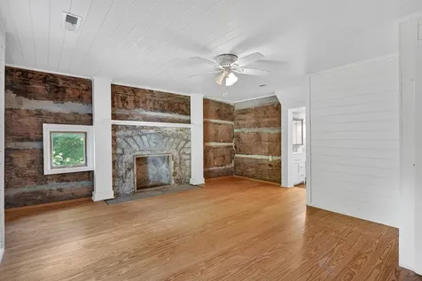 111 Buford Hughey Road Dellrose TN 38453