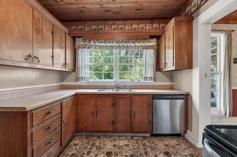 111 Buford Hughey Road Dellrose TN 38453