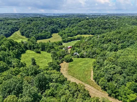 111 Buford Hughey Road Dellrose TN 38453