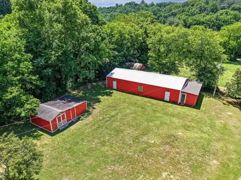 111 Buford Hughey Road Dellrose TN 38453