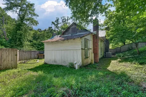 111 Buford Hughey Road Dellrose TN 38453