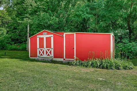 111 Buford Hughey Road Dellrose TN 38453