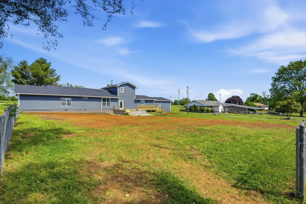71 David Crockett Highway Winchester TN 37398