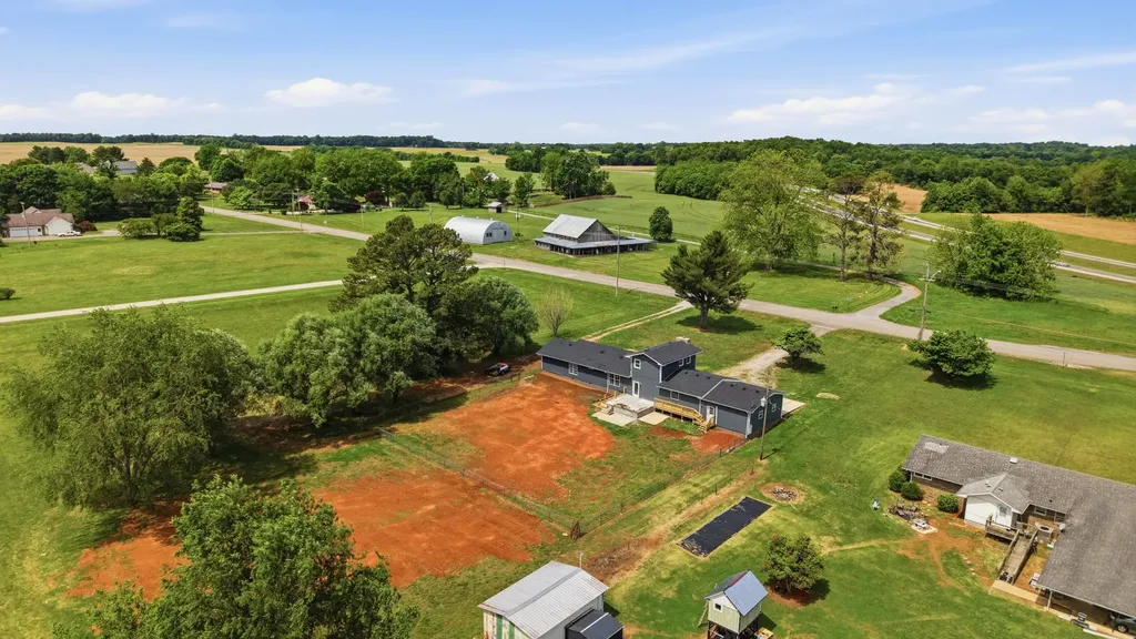 71 David Crockett Highway Winchester TN 37398