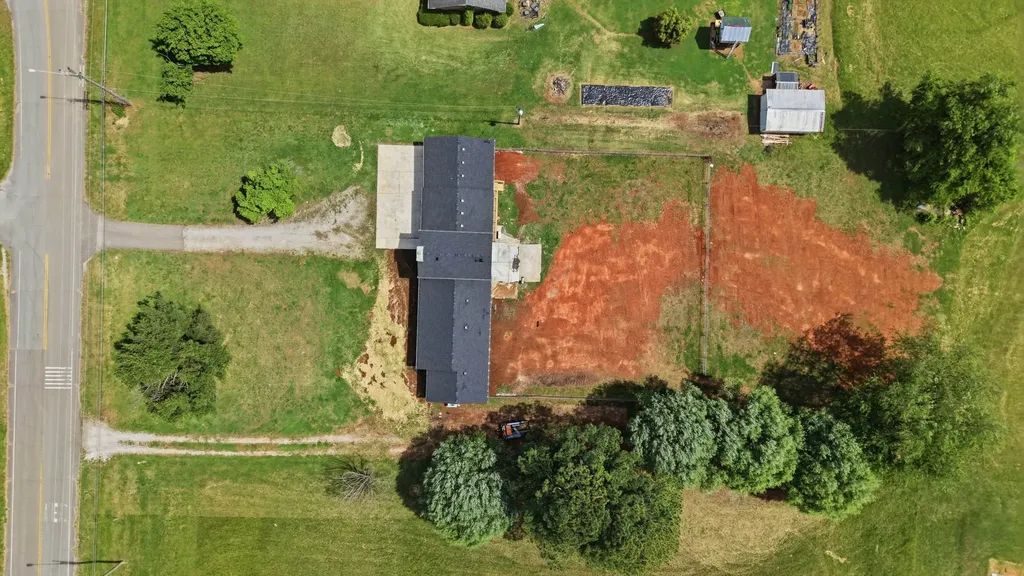 71 David Crockett Highway Winchester TN 37398