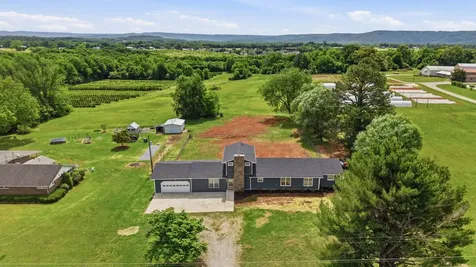 71 David Crockett Highway Winchester TN 37398