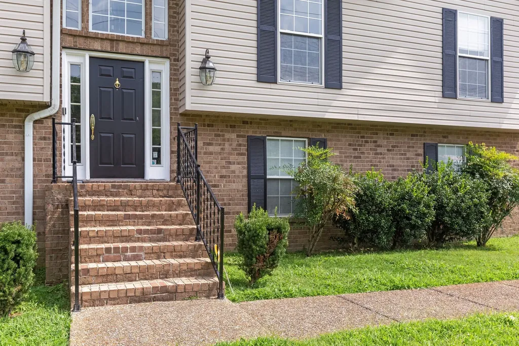 647 Durrett Drive Nashville TN 37211