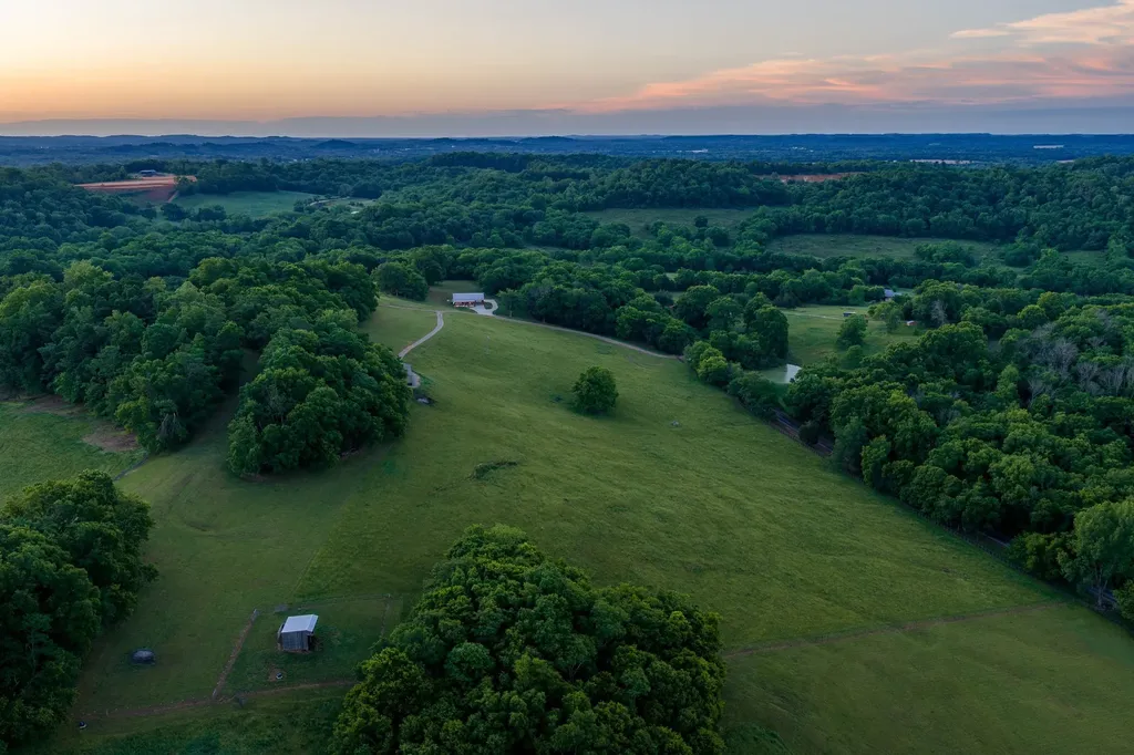 3210 Morel Road Columbia TN 38401