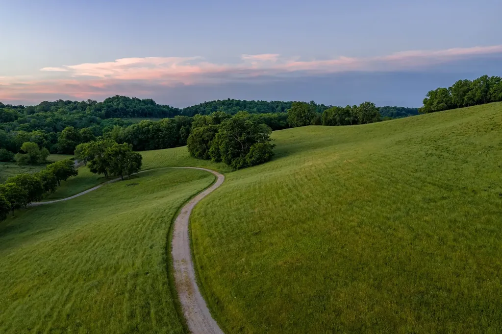 3210 Morel Road Columbia TN 38401