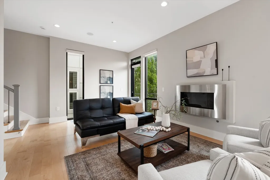401D Avoca Street Nashville TN 37203