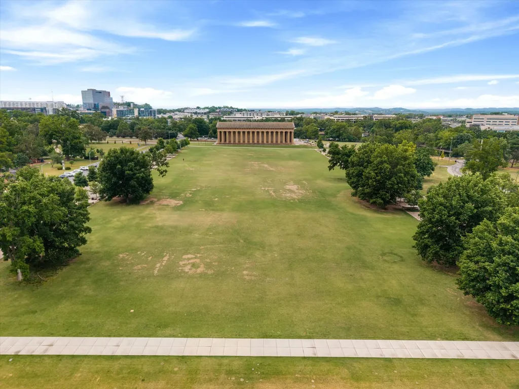 401D Avoca Street Nashville TN 37203
