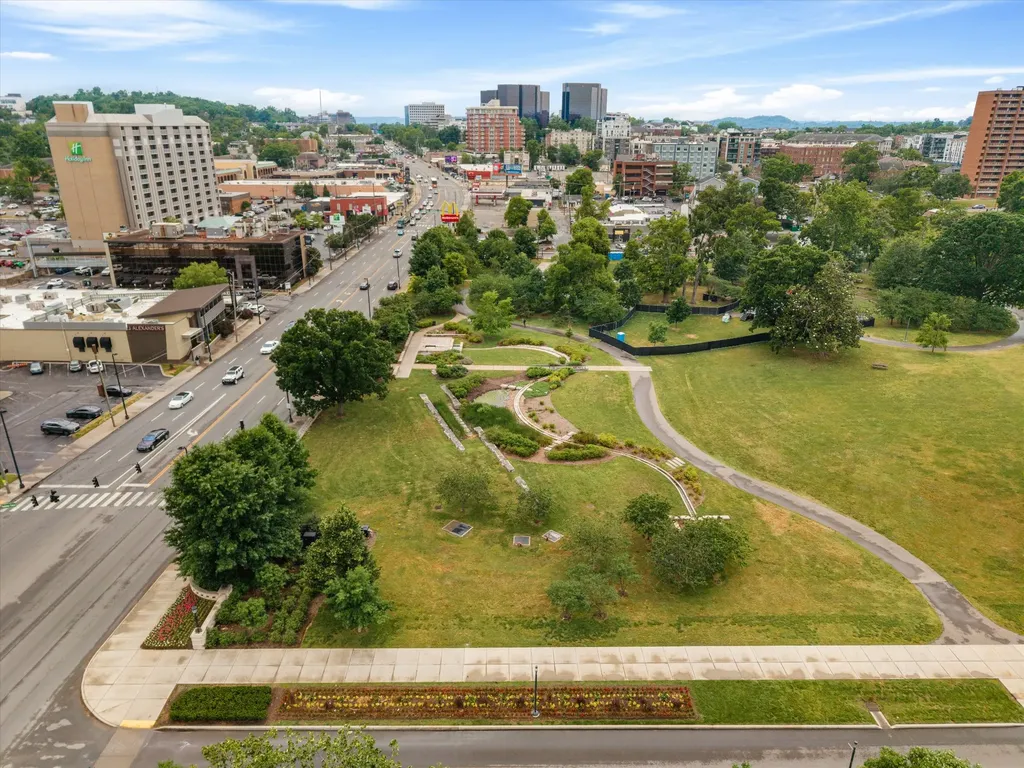 401D Avoca Street Nashville TN 37203