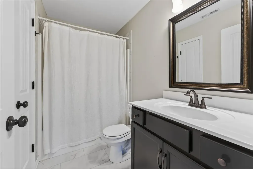 1023 Terraceside Circle Clarksville TN 37040