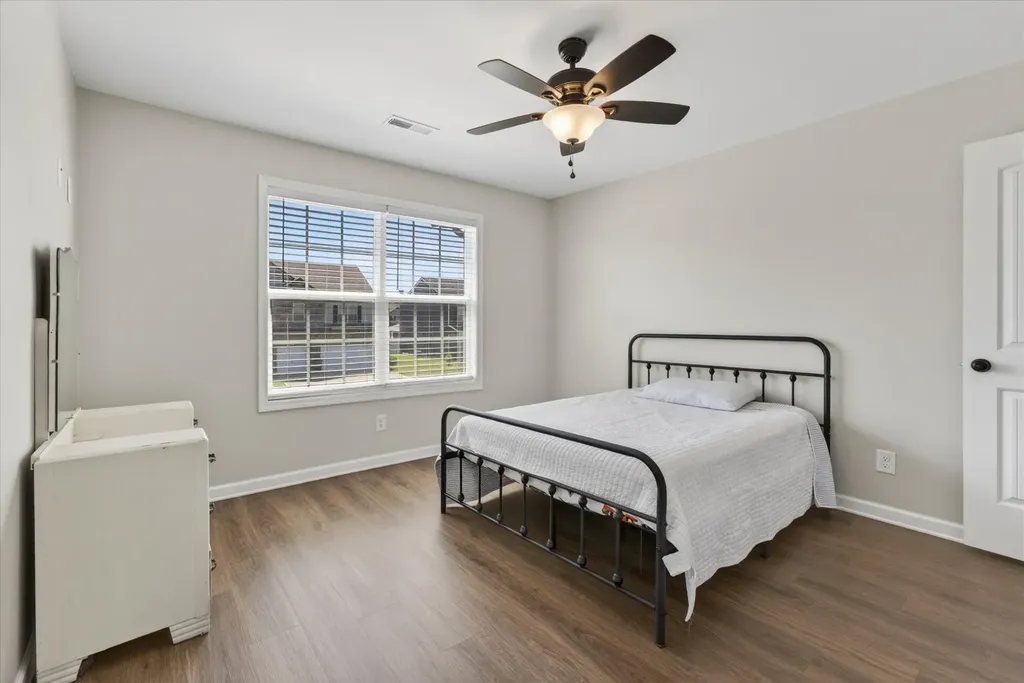 1023 Terraceside Circle Clarksville TN 37040