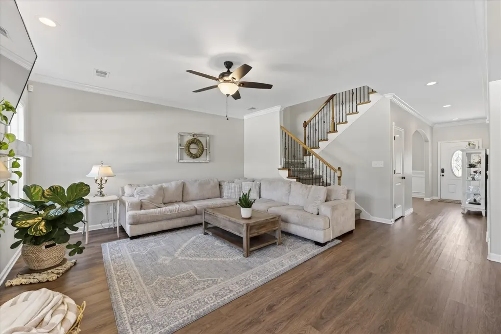 1023 Terraceside Circle Clarksville TN 37040