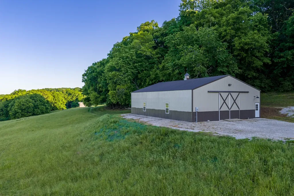 3210 Morel Road Columbia TN 38401
