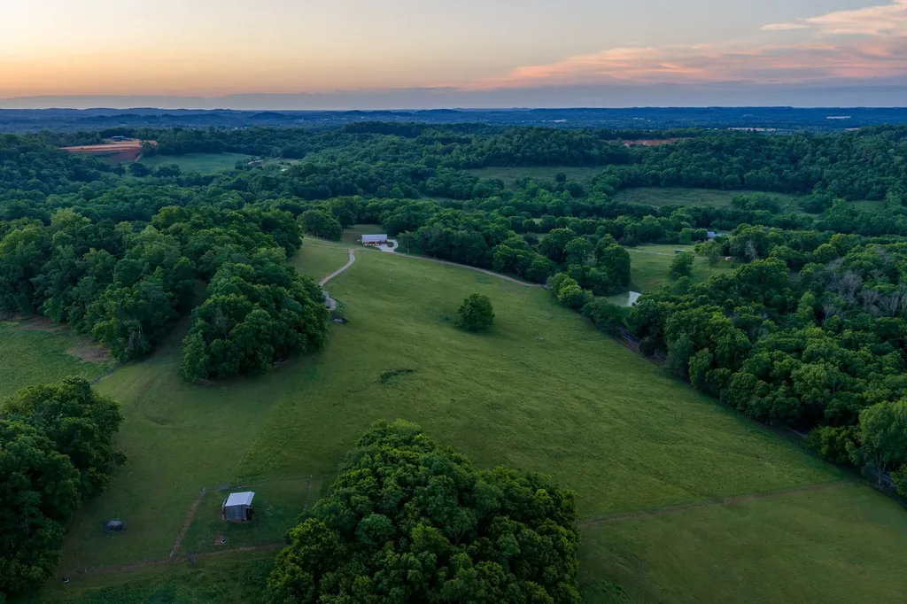3210 Morel Road Columbia TN 38401