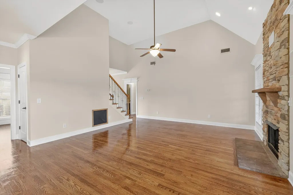 1305 Royal Oak Avenue Murfreesboro TN 37129