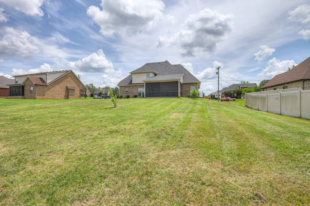 1305 Royal Oak Avenue Murfreesboro TN 37129