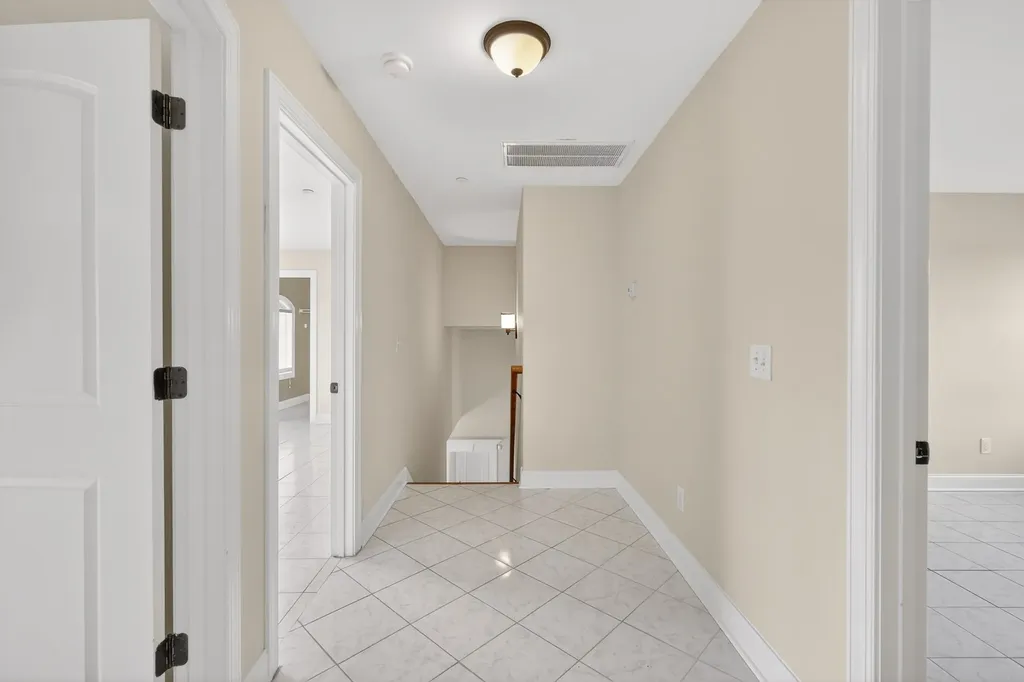 1305 Royal Oak Avenue Murfreesboro TN 37129