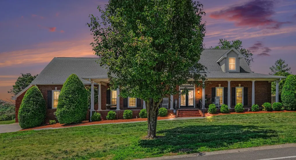 2009 Brunswick Drive Lebanon TN 37087