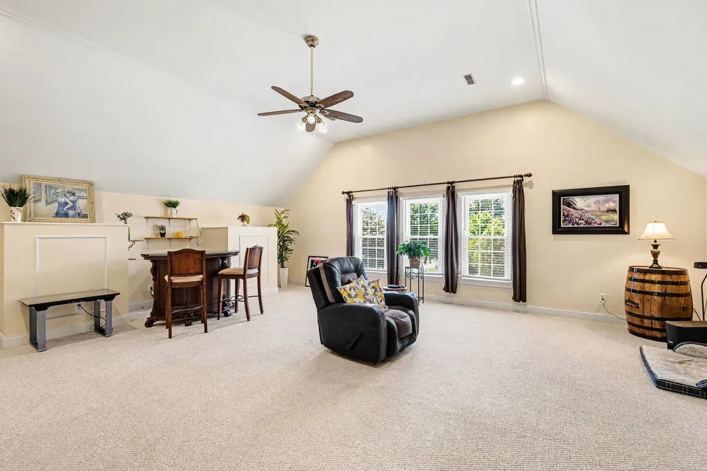 2009 Brunswick Drive Lebanon TN 37087