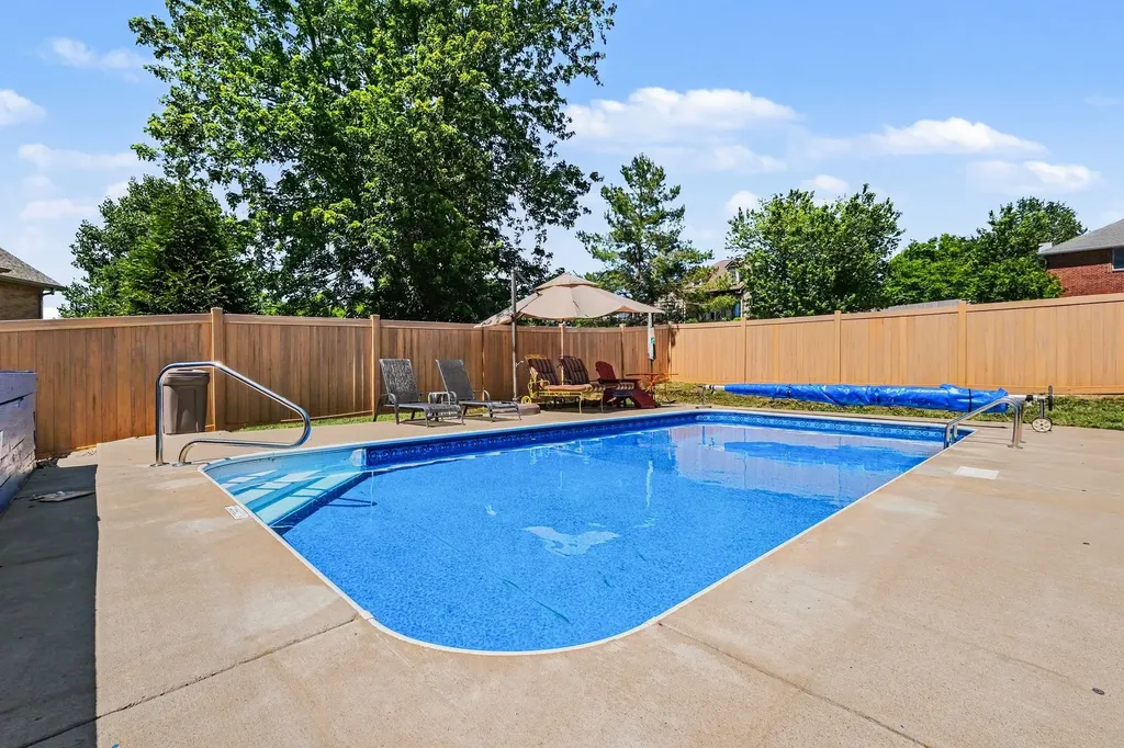 2009 Brunswick Drive Lebanon TN 37087