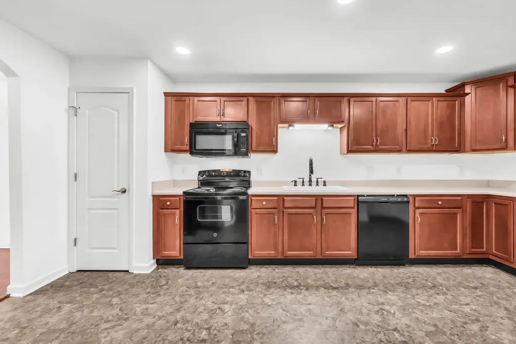 2625 Arthurs Court Clarksville TN 37040