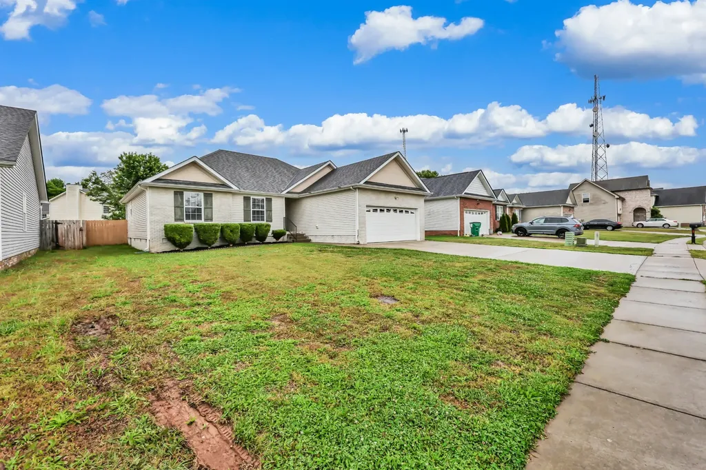 2625 Arthurs Court Clarksville TN 37040