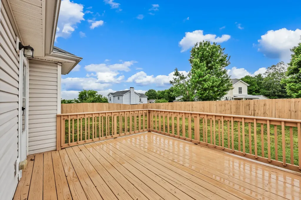 2625 Arthurs Court Clarksville TN 37040