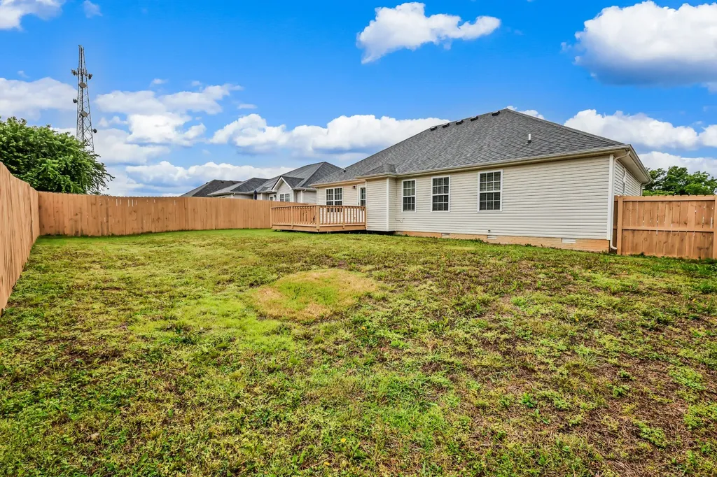 2625 Arthurs Court Clarksville TN 37040