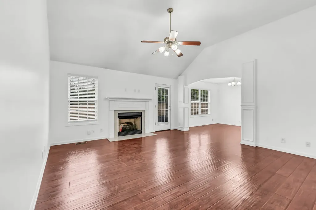 2625 Arthurs Court Clarksville TN 37040