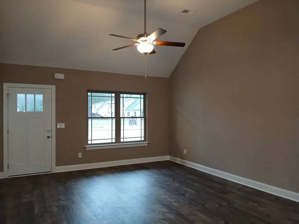 2859 Upstream Road Christiana TN 37037