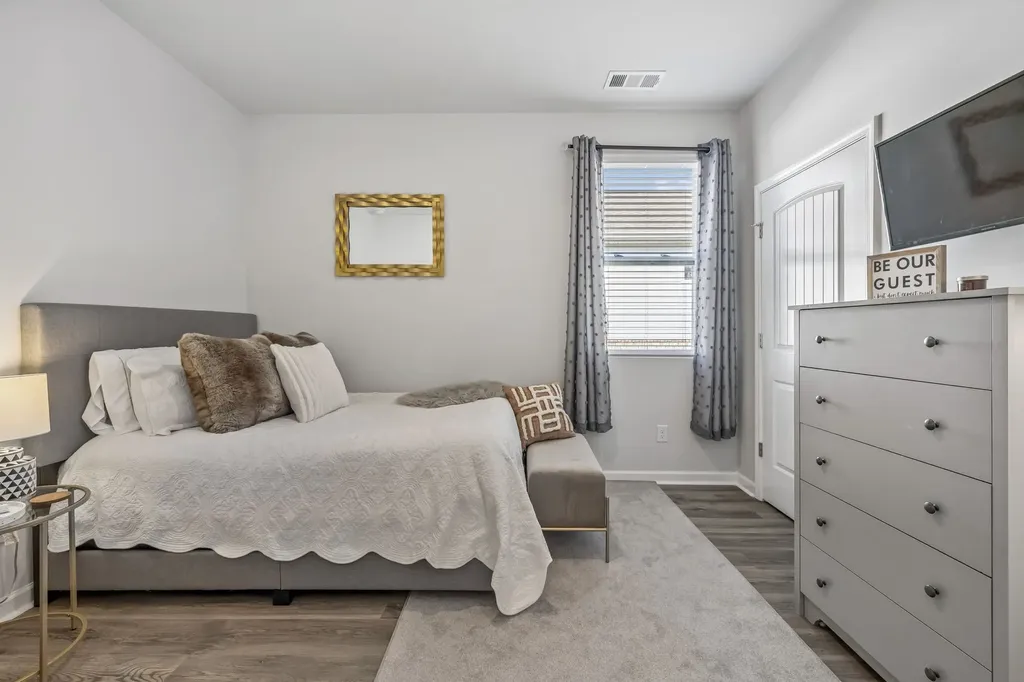 7383 Lang Avenue White House TN 37188