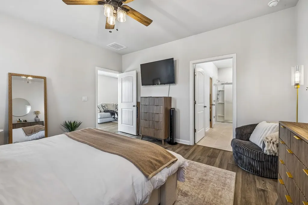 7383 Lang Avenue White House TN 37188